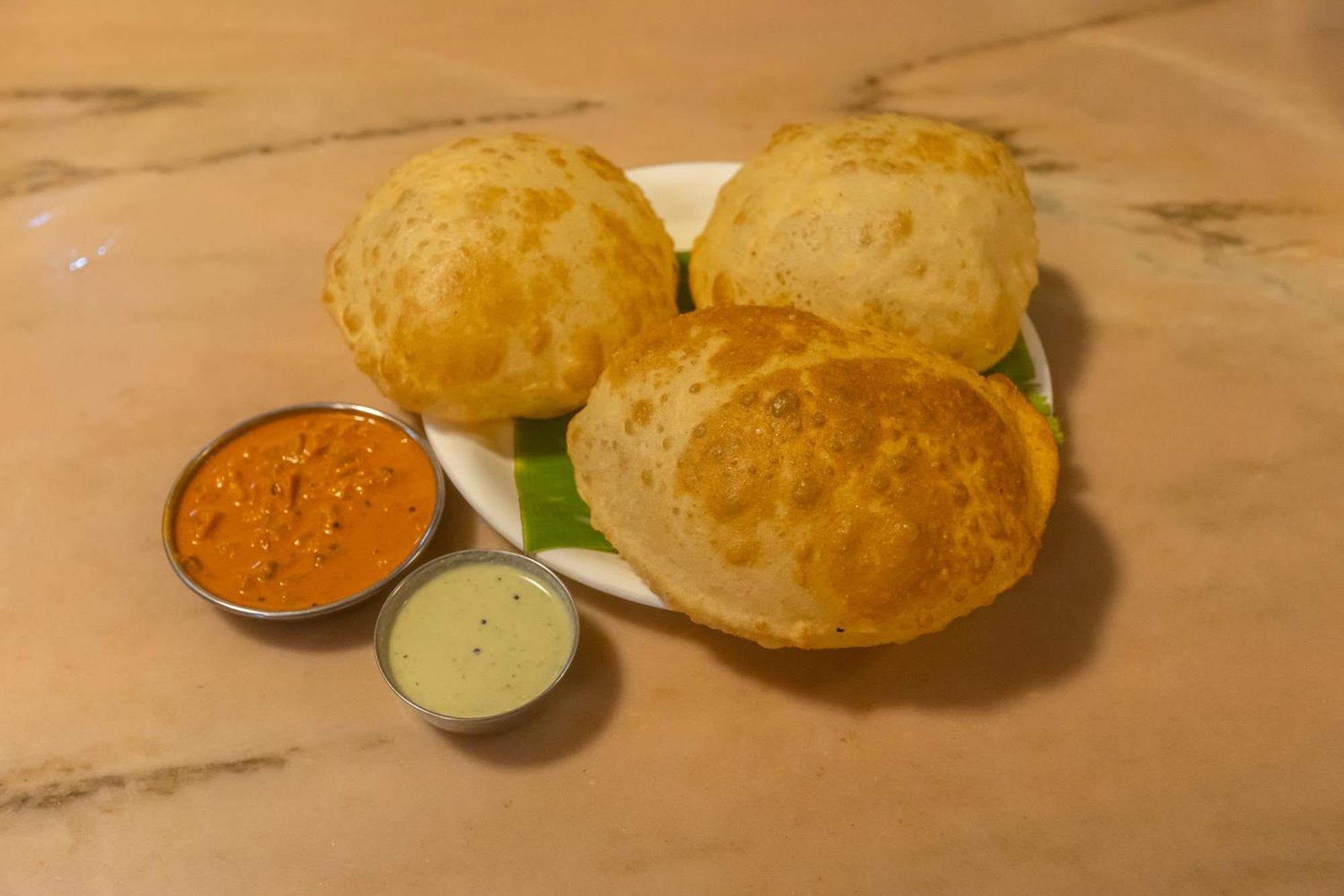 Sri Ramakrishna Hotel Bangalore Bagian luar foto